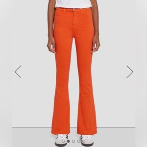 7 For All Mankind TAILORLESS SKINNY BOOTCUT IN ORANGE - size 28